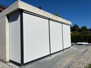 Stores toile à descente verticale